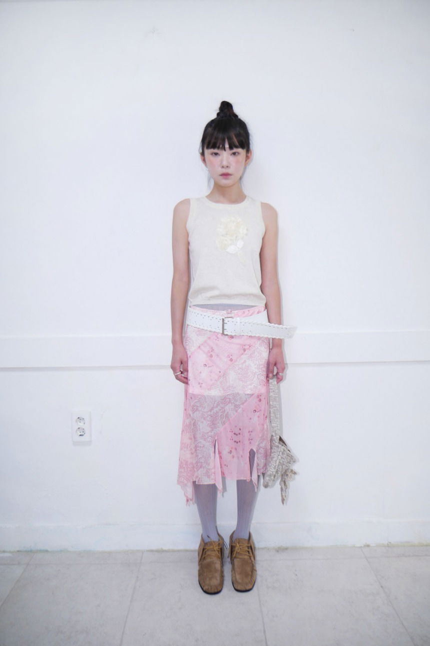 ) blush nomad skirt