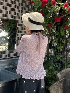 Charming Linen Frill CD