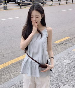 Pale lace Sleeveless bl