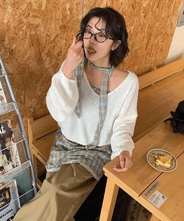Corin Summer Loose V-Neck Knitwear 