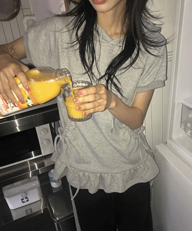 短袖上衣