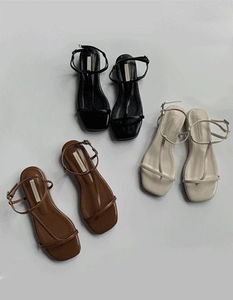 T-Strap 2 Slippers