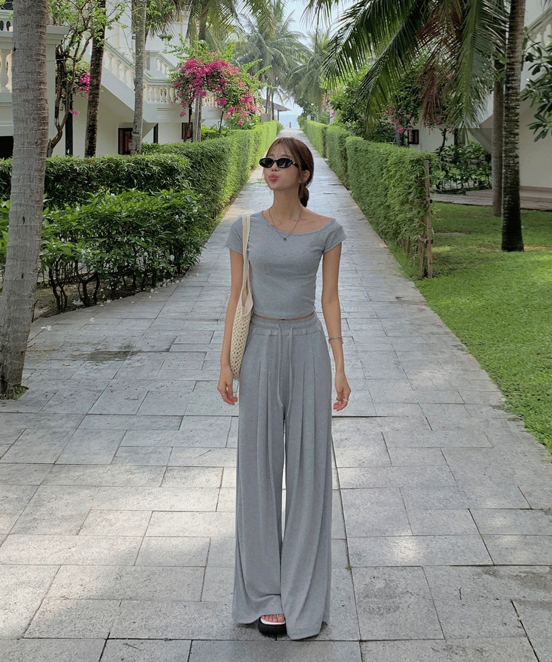 Land Off Shoulder Short Sleeve T-Shirt Pin Tuck Long Wide Pants Training Set