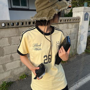 短袖上衣