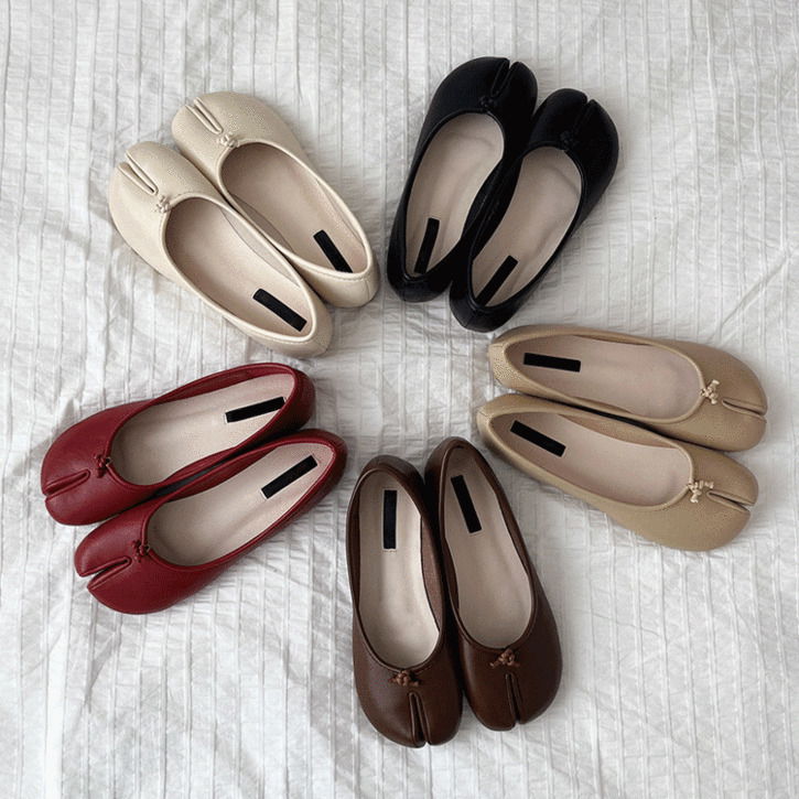 mini twist tabi flat shoes