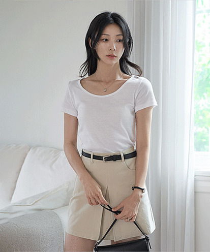 엘리비 베이직 코튼 U 넥 슬림 1/2 티 (여름/간절기/반팔/반소매/티셔츠/기본템/교복템/데일리룩)
