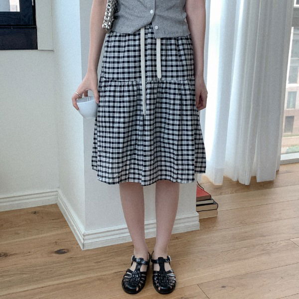 Hezni Check Midi Skirt