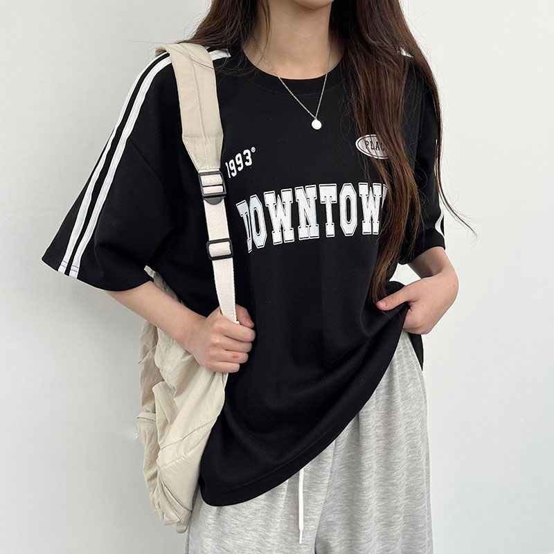 반팔 티셔츠 모델 착용 이미지-S1L18