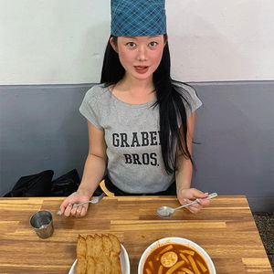 短袖上衣
