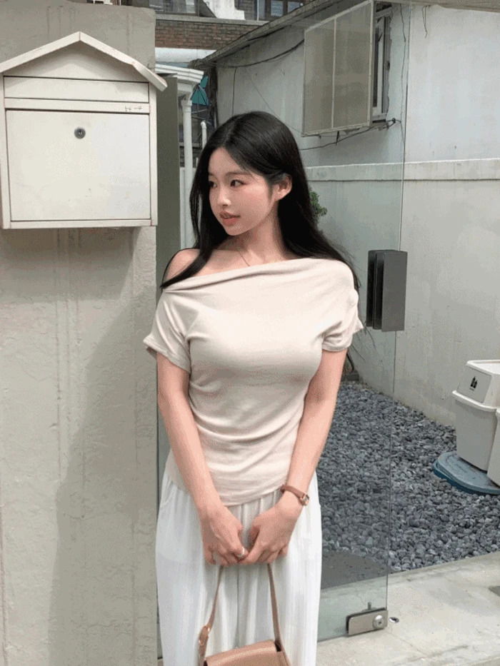 off-the-shoulder-dress