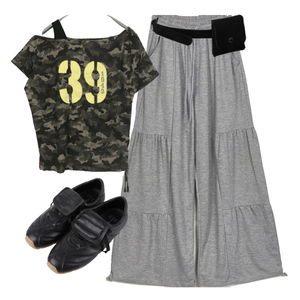 pants,ShortSleeve,sneakers 코디