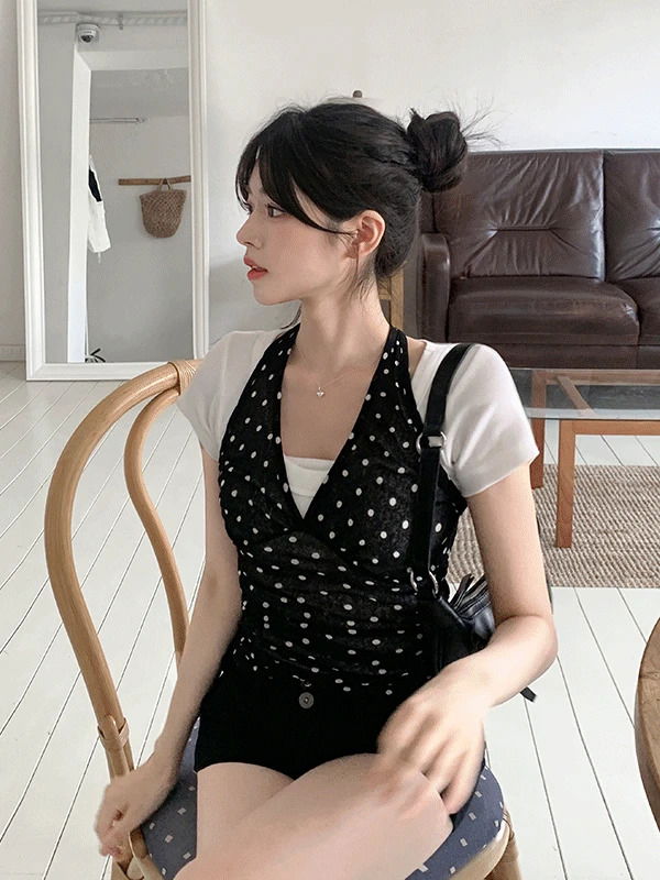 one-piece-swimsuit