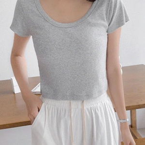 短袖上衣