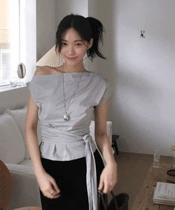 lolly strap t-shirt