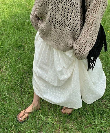 Letai Split punching long skirt