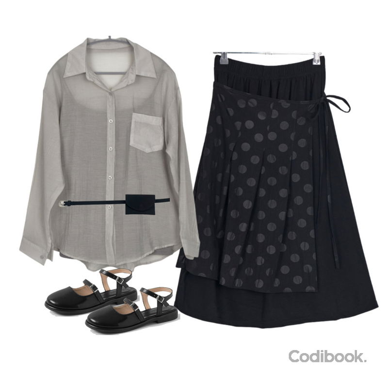 CHAAKAN 에버 스트랩 메리제인 플랫 PMLTR1f102,tipssy suede belt bag (2color),EEZEE Dot Wrap Skirt SK008등을 매치한 코디