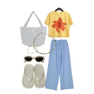 Stylish,Cute,Coolandcomfortable,Sandals,summer,spring,chill,relaxedoutfit,sandals,slippers,stripes,babytee,blue,yellow,floral,merdi,beads,boho,chic 코디