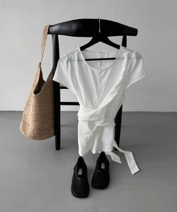 扭結環繞式白色短袖襯衫