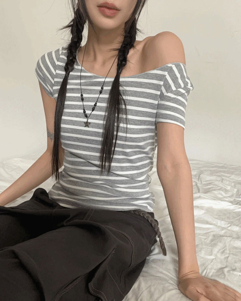 Anzo Stripe Off-Shoulder Short Sleeve T-Shirt