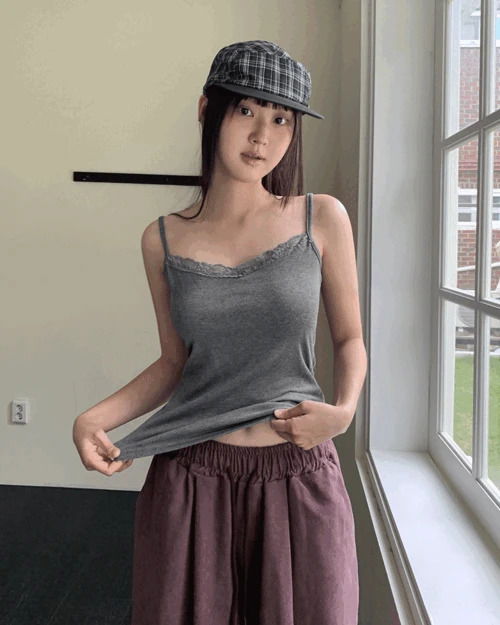 細肩帶背心