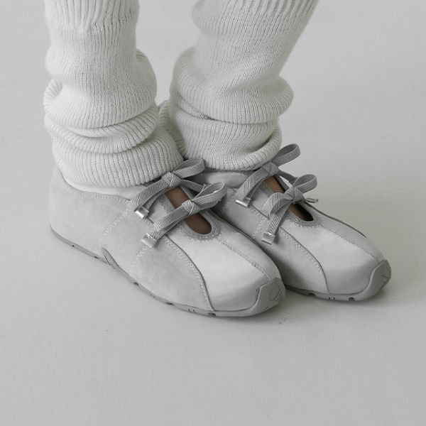 Reubeni satin ribbon shoes