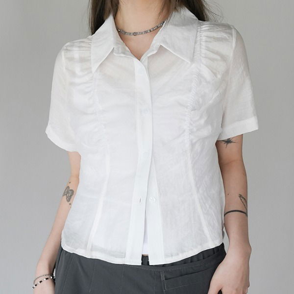 Laito shirring blouse