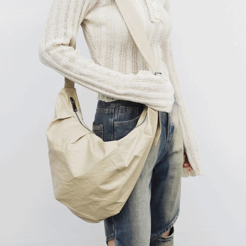 Lomone Croissant Shoulder Crossbody Bag 肩背包