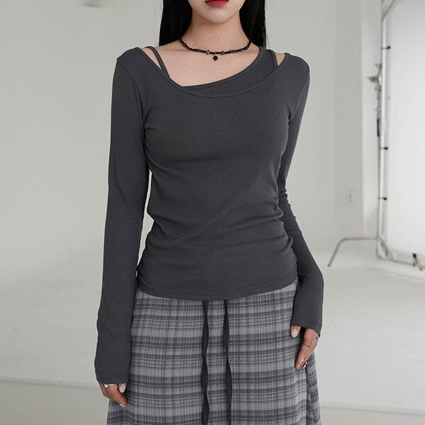 Able layered t-shirt
