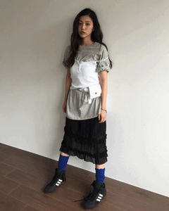 テリーヌフリルスカート