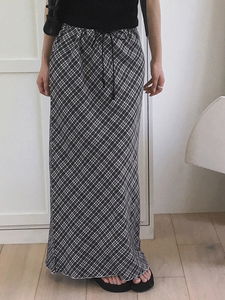 Japer Low-Rise Check Long Skirt
