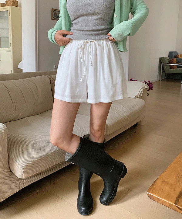 ショートパンツ