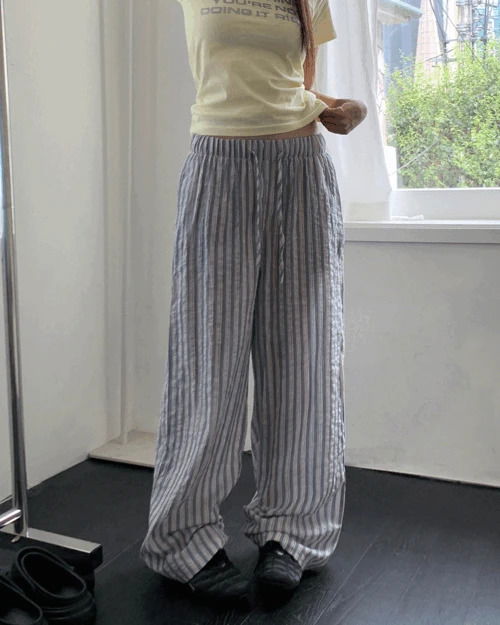 wide-leg-pants