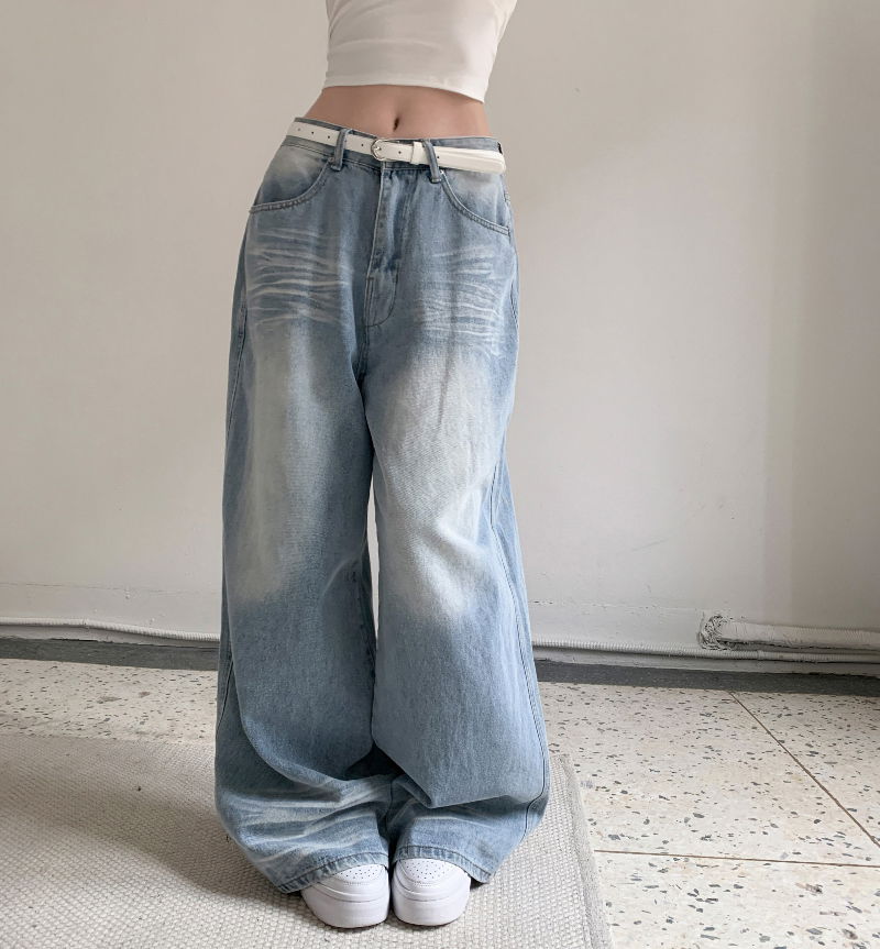 반팔 티셔츠 모델 착용 이미지-S1L22