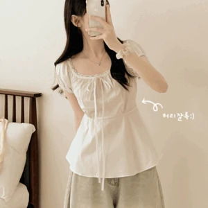 티뉴 스퀘어넥 레이스 빈티지 리본 퍼프 캉캉 블라우스 (3color)