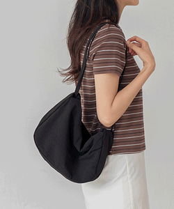 행아웃 미니 에코 숄더 백 (여름/간절기/바스락/기본템/실용성/가방/캐주얼/데일리룩/휴양지룩)