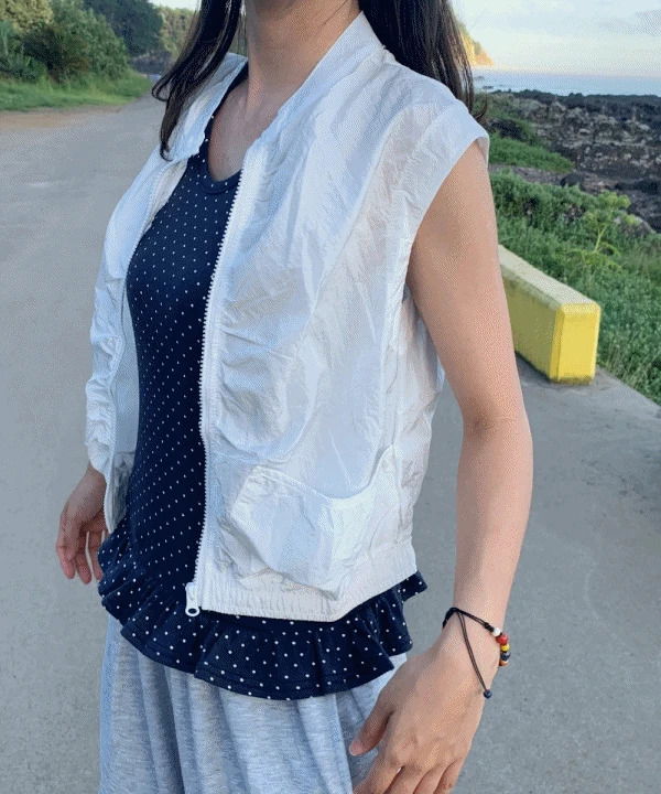 full-zip-vest