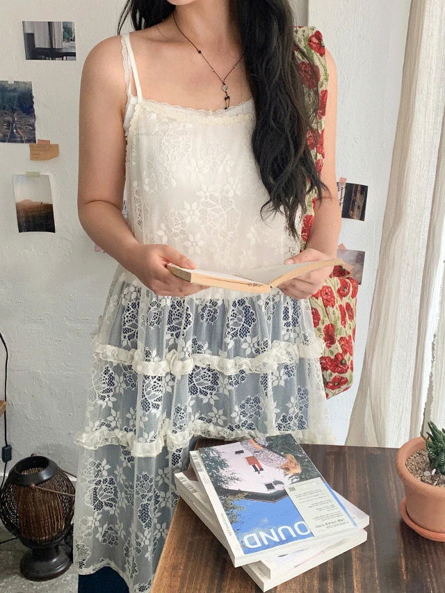 細肩帶緞面洋裝