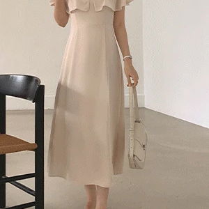 連身睡衣