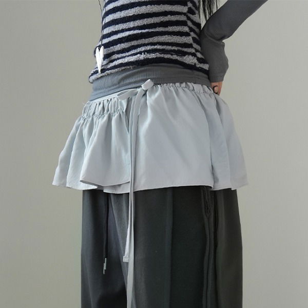 Roaka shirring wrap skirt