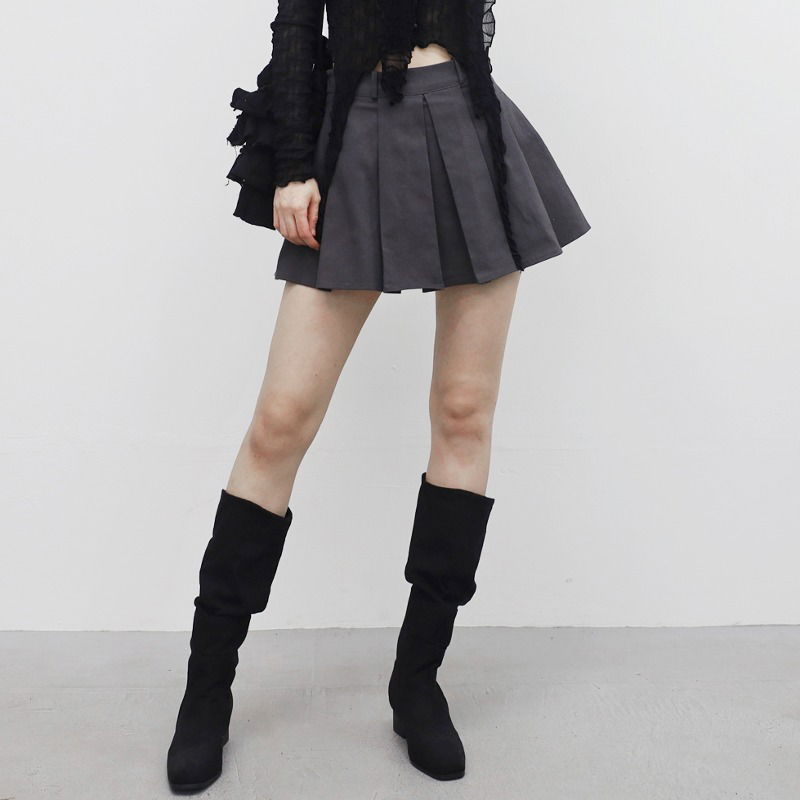 Nero Pocket Pleated Skirt