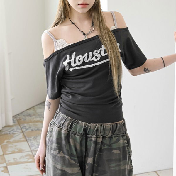 Hughes Off Shoulder Printed T-Shirt
