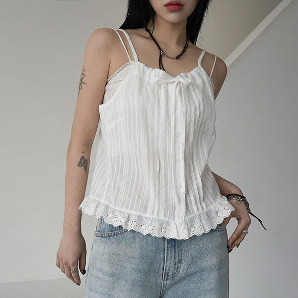 코트니 아일렛 블라우스