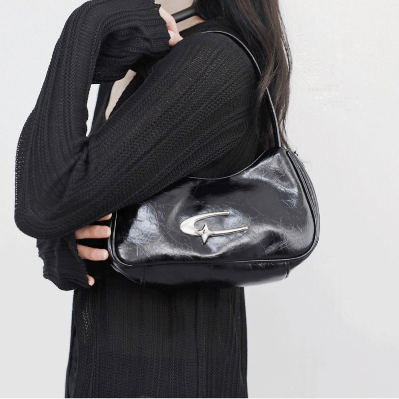Monche pendant cross hobo bag