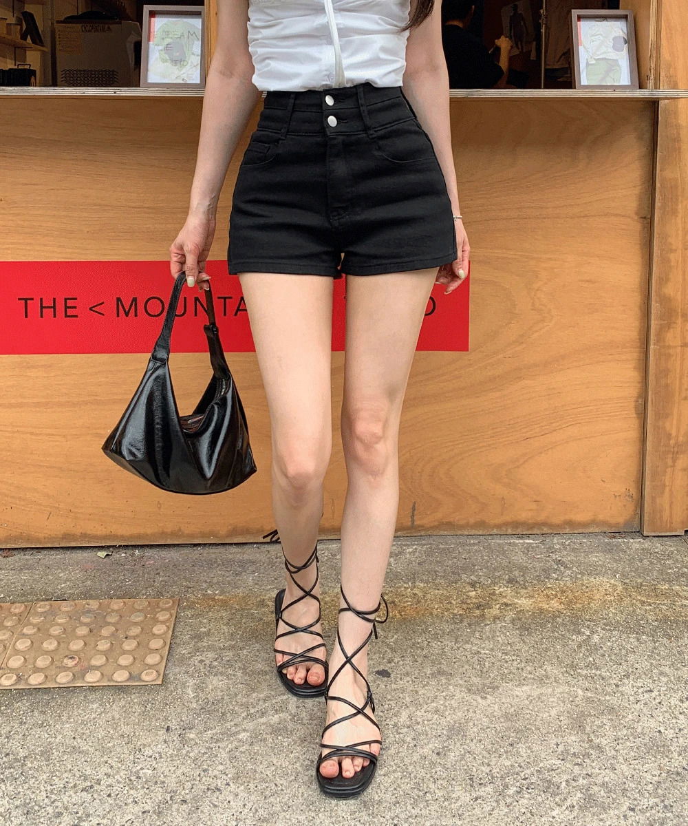 ショートパンツ