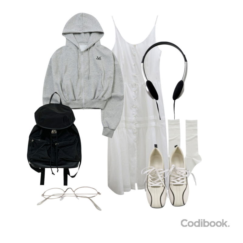 MUCENT MUCENT DENVER 2-WAY HOOD ZIP-UP (Black, Gray) 무센트 덴버 투웨이 후드 집업 (블랙, 그레이),ondeed 퓨콘 여름 시스루 골지 주름 삭스 양말,ondeed 필크 레트로 Y2K 헤드폰 아이폰 C타입 8핀 이어폰 줄 헤드셋등을 매치한 코디