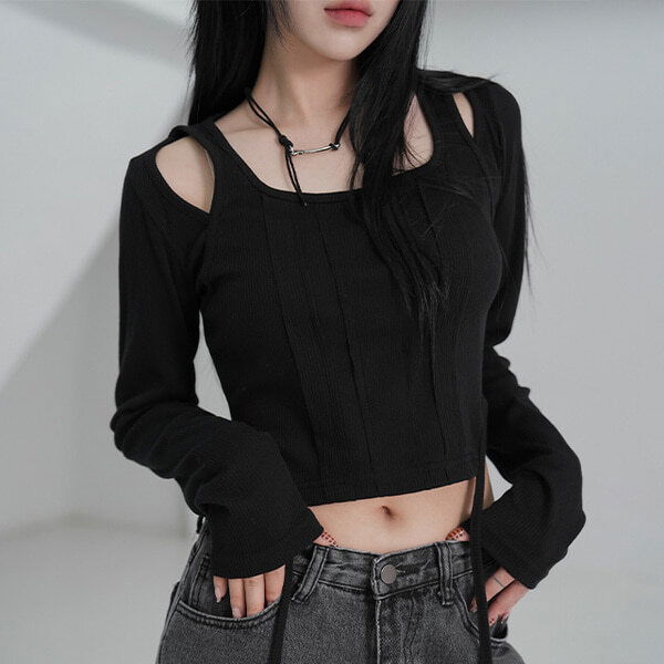 ロティアストラップクロップTシャツ