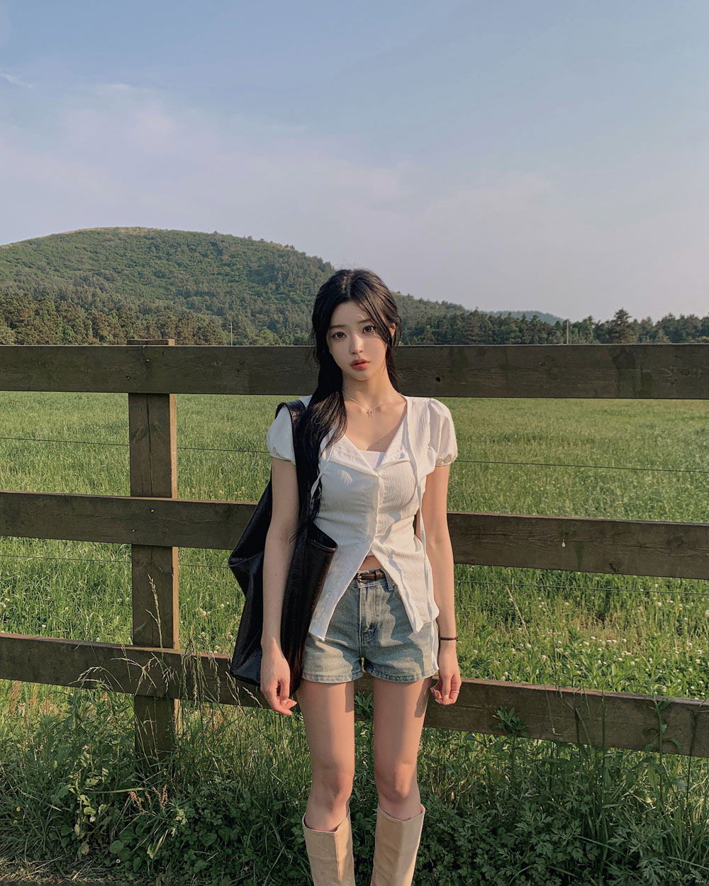 반바지 모델 착용 이미지-S1L90