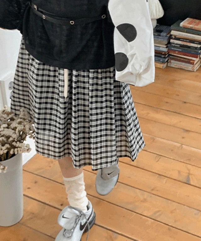 flared-skirt
