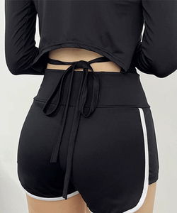 Awesome Back Ribbon Crop Rash Guard