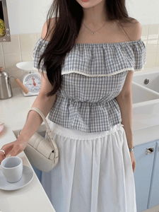 Robe Check Lace Off-Shoulder Blouse (2 Colors)